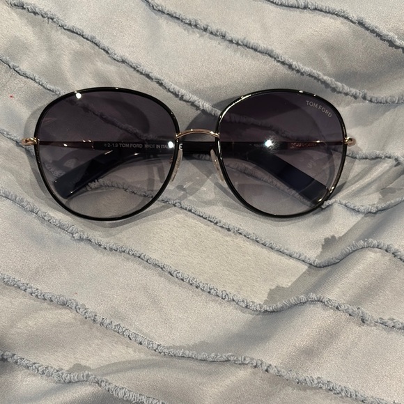 Tom Ford Black Sunglasses - Picture 2 of 2